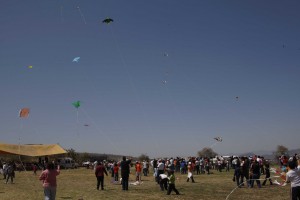 Toda una experiencia el izar los papalotes en Milpa Alta.