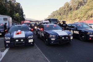 Aplican operativo en la autopista México-Toluca, en la delegación Cuajimalpa.