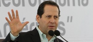 La reforma incluye reelección de presidentes municipales y diputados locales