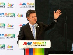 Reeligen colombianos a Juan Manuel Santos en la Presidencia