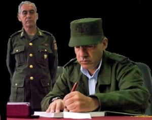 Calderón Hinojosa, en su mejor papel