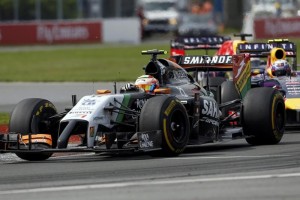 "Checo" Pérez, choque en Gran Premio de Toronto