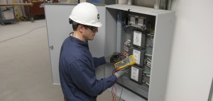 Estas sanciones se aplicarán también en contra de quien venda o compre energía eléctrica