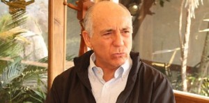 Es apoyado por los partidos Movimiento Ciudadano y PT