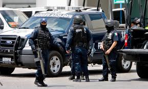 Rescatan a once personas secuestradas
