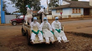 Implantan toque de queda en Liberia en un esfuerzo por frenar propagación de ébola Foto especial
