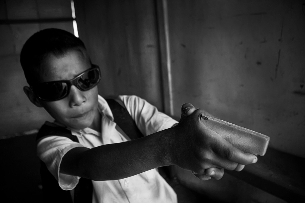 La imagen es parte del fotorreportaje ganador "Escuela de Cartón", de Enrique Rashide.