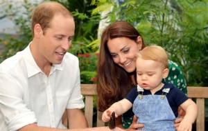 Su primer hijo, George, tiene un año de edad
