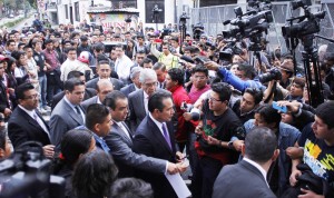 Estudiantes del IPN fueron recibidos por el subsecretario de gobernación para darles respuesta sobre sus demandas de pliego petitorio (Foto Cuartoscuro)