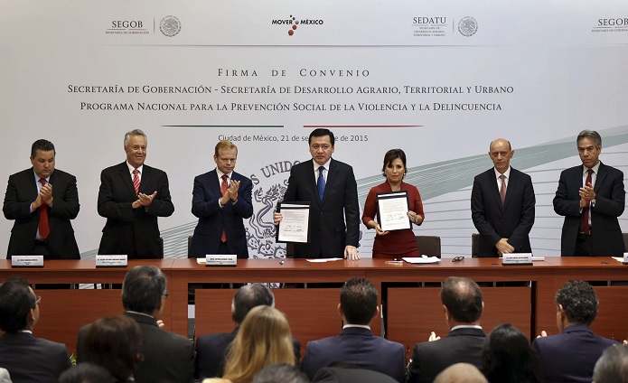Segob y Sedatu firman convenio de colaboración para contrarrestar la violencia en el país. FOTO: CUARTOSCURO.COM