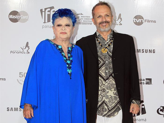 Miguel Bosé y su madre, la actriz Lucía Bosé, de 85 años