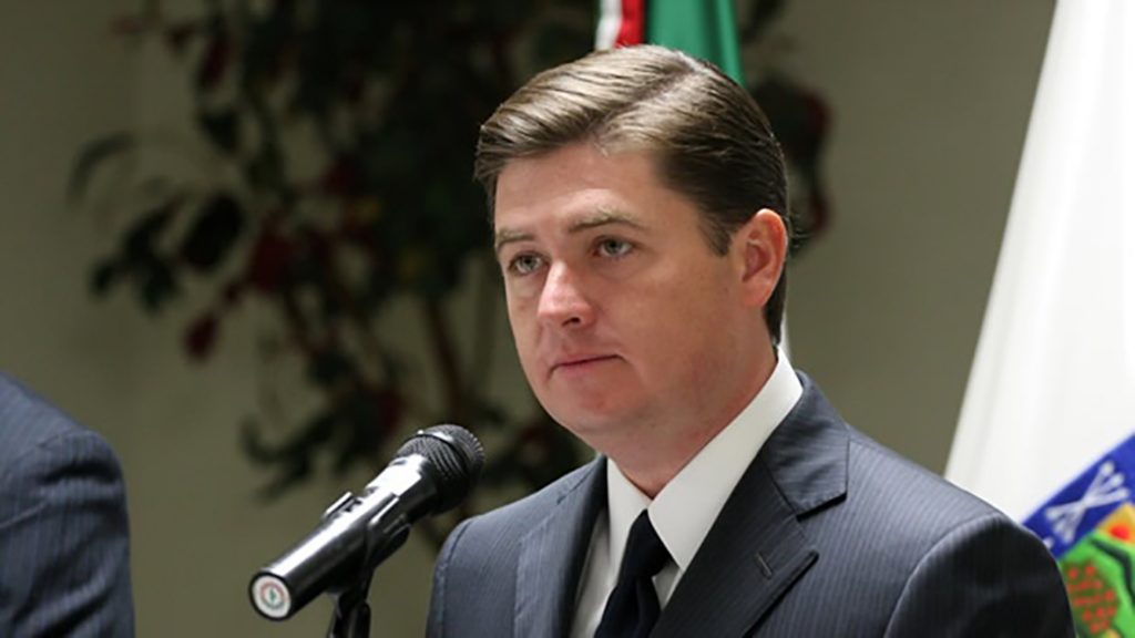 Ex gobernador de Nuevo León comparece ante el Palacio de Justicia