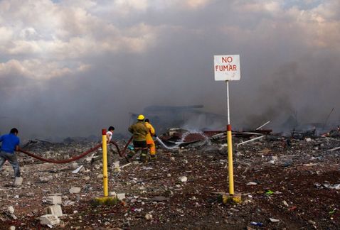 Resultado de imagen para Peña incendio tultepec