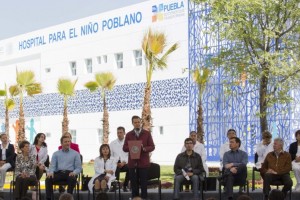 Inauguró el Hospital para el Niño Poblano