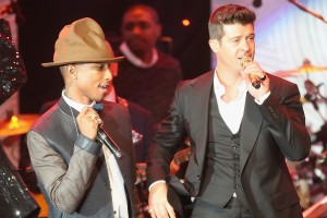Robin-Thicke-rocked-stage-together