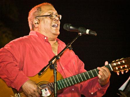 Pablo MIlanés ha grabado más de 40 álbumes.